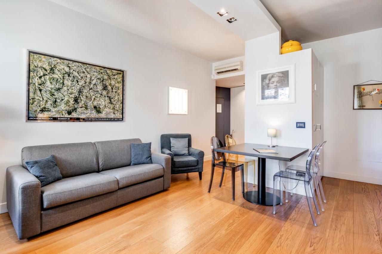 Piazza Santa Croce Design Apartment With Balcony Firenze Bagian luar foto