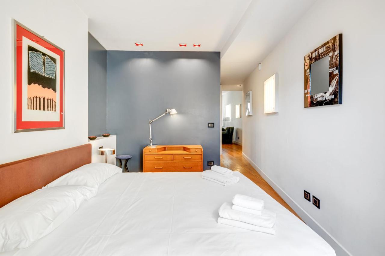 Piazza Santa Croce Design Apartment With Balcony Firenze Bagian luar foto